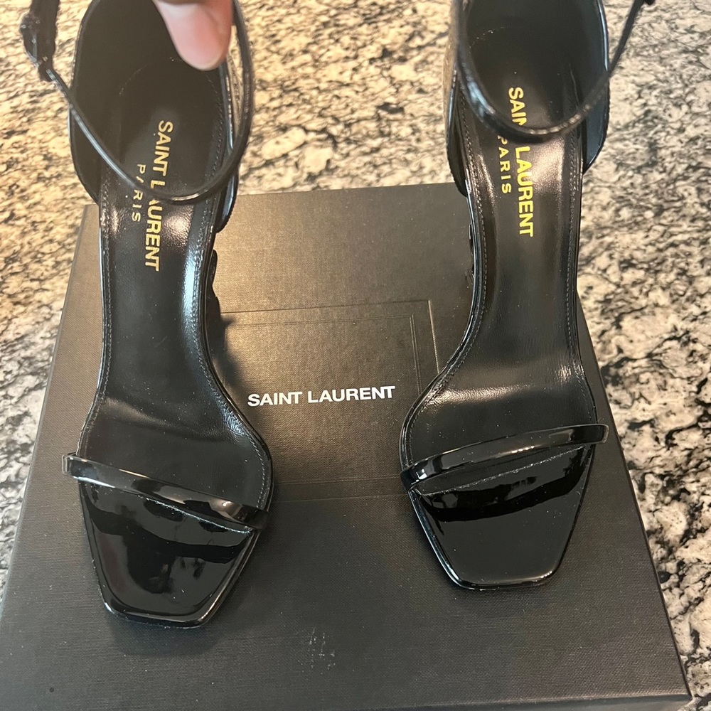 Opyum patent leather shoes